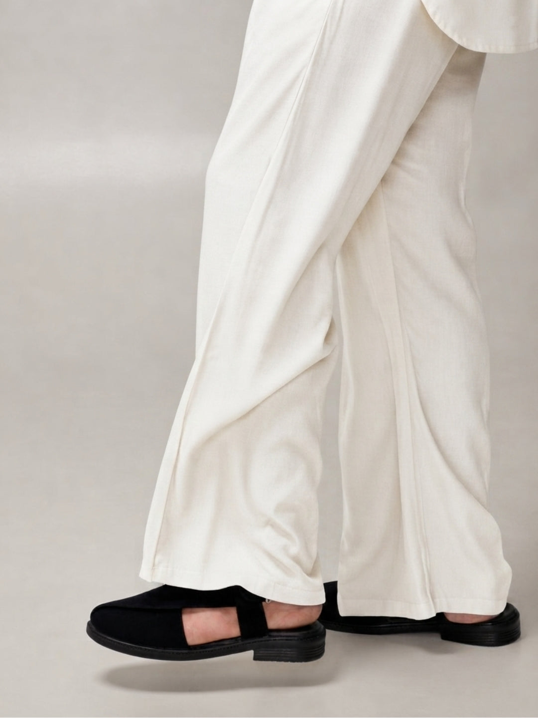 Men’s Solid Off White Farsi Pants