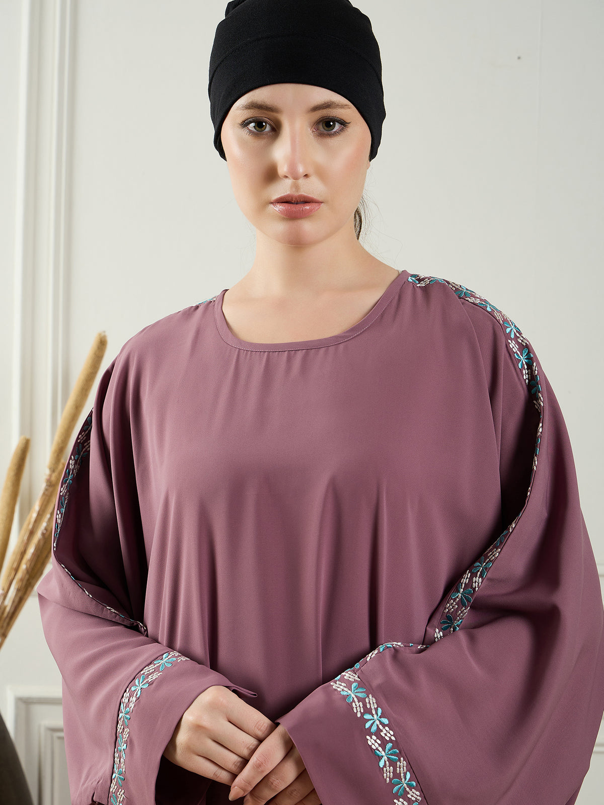 Nabia Embroidery Abaya with Black Georgette Hijab