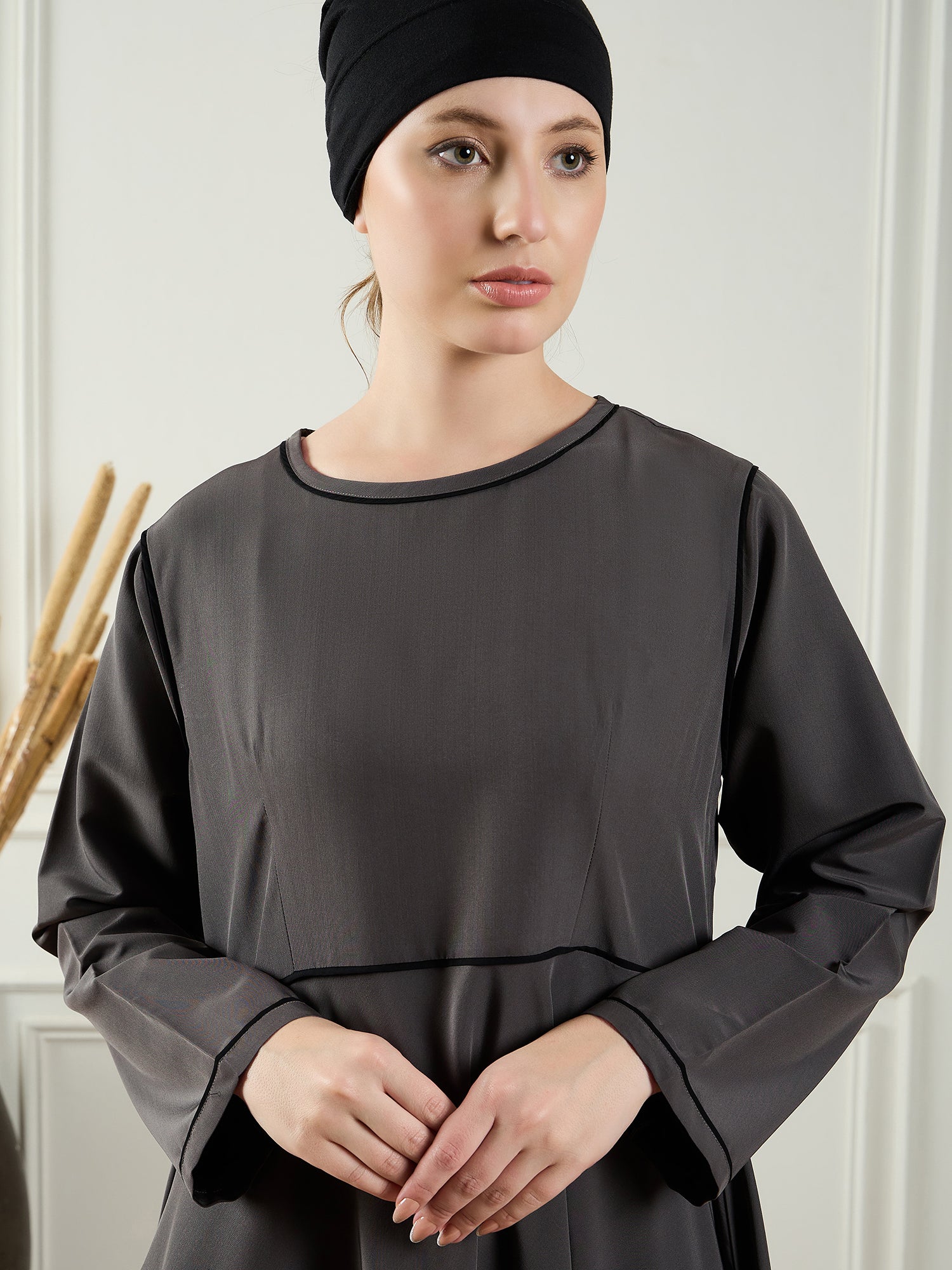 Nabia Grey Solid Abaya Burqa For Women With Georgette Hijab