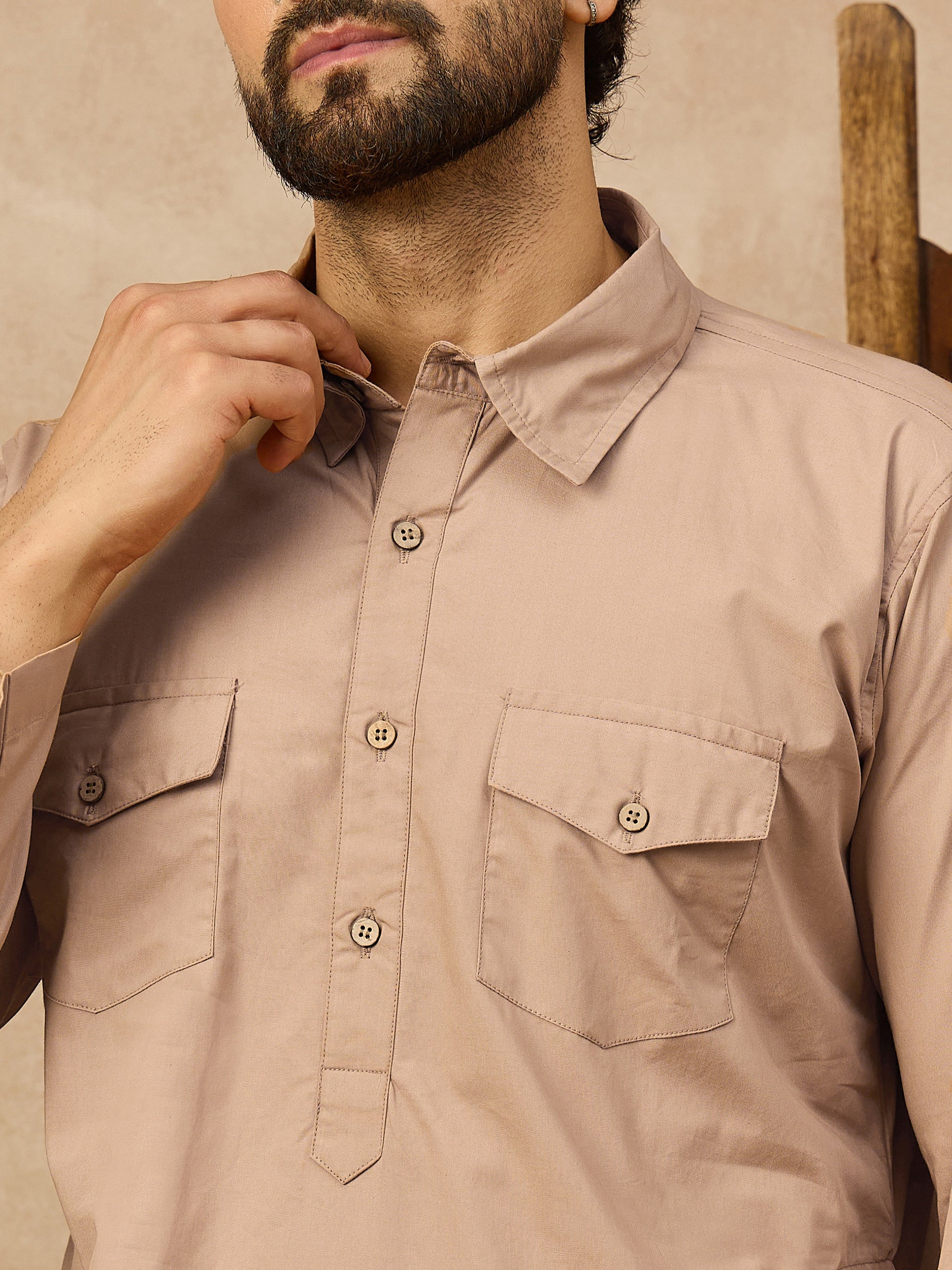 Men’s Beige Thobe with Shirt Collar and Flap Chest Pockets