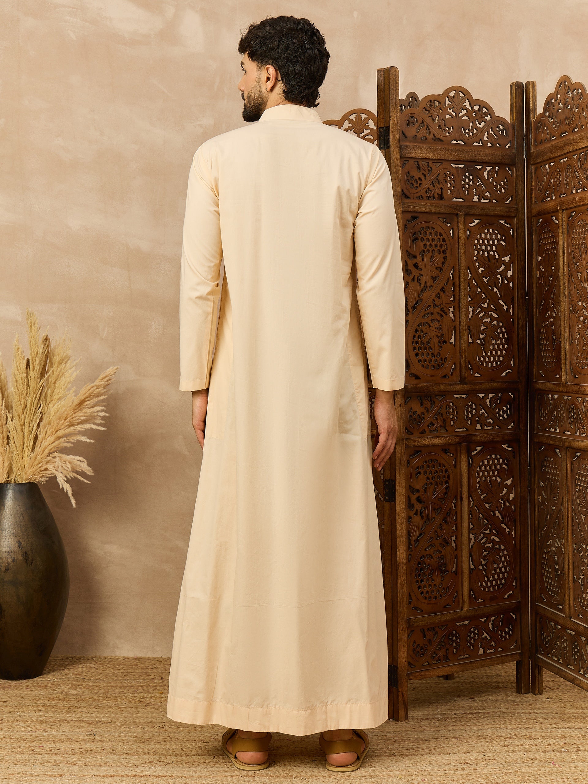 Men's Cream Thobe with Mandarin Collar