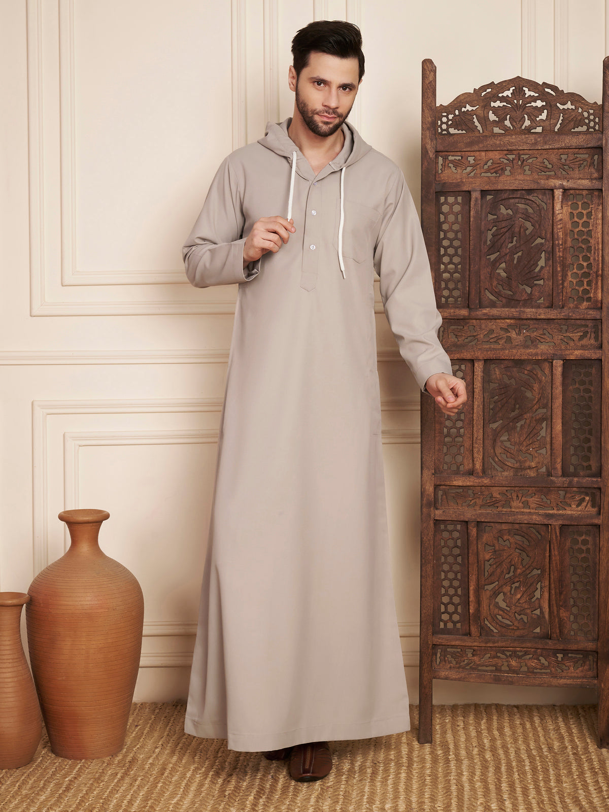 Men’s Light Grey Solid Hooded Thobe