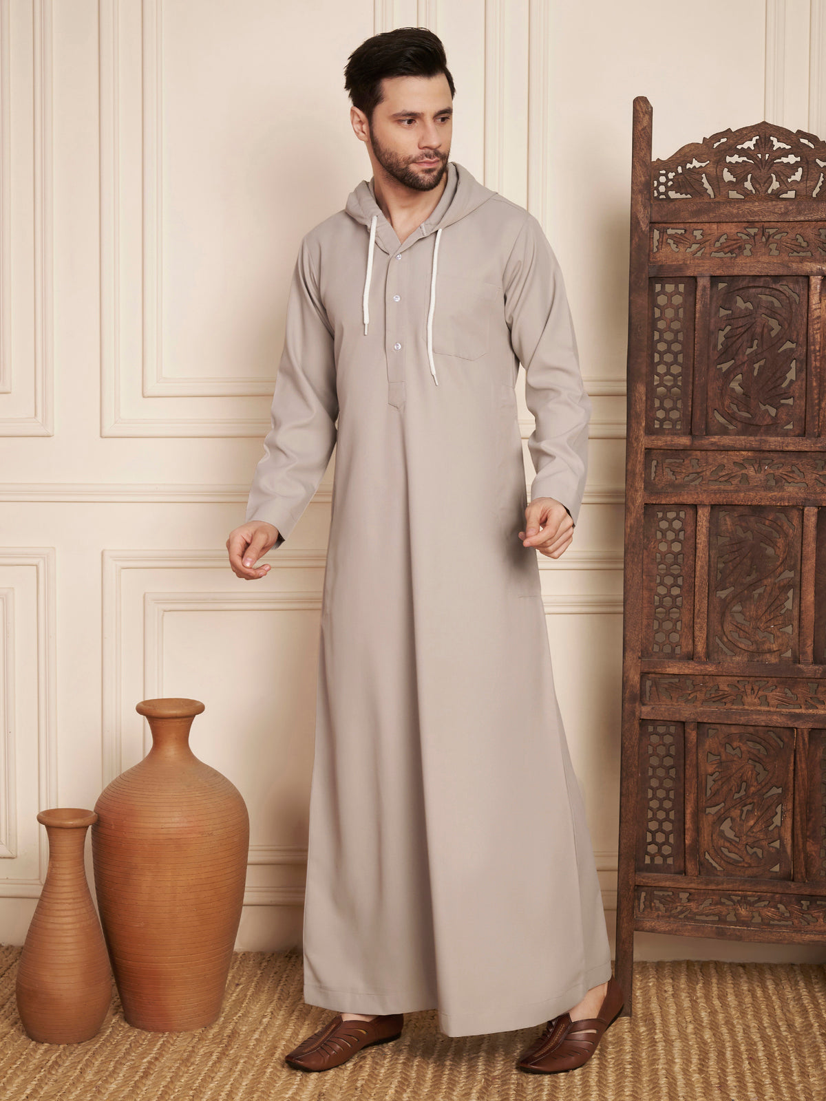 Men’s Light Grey Solid Hooded Thobe