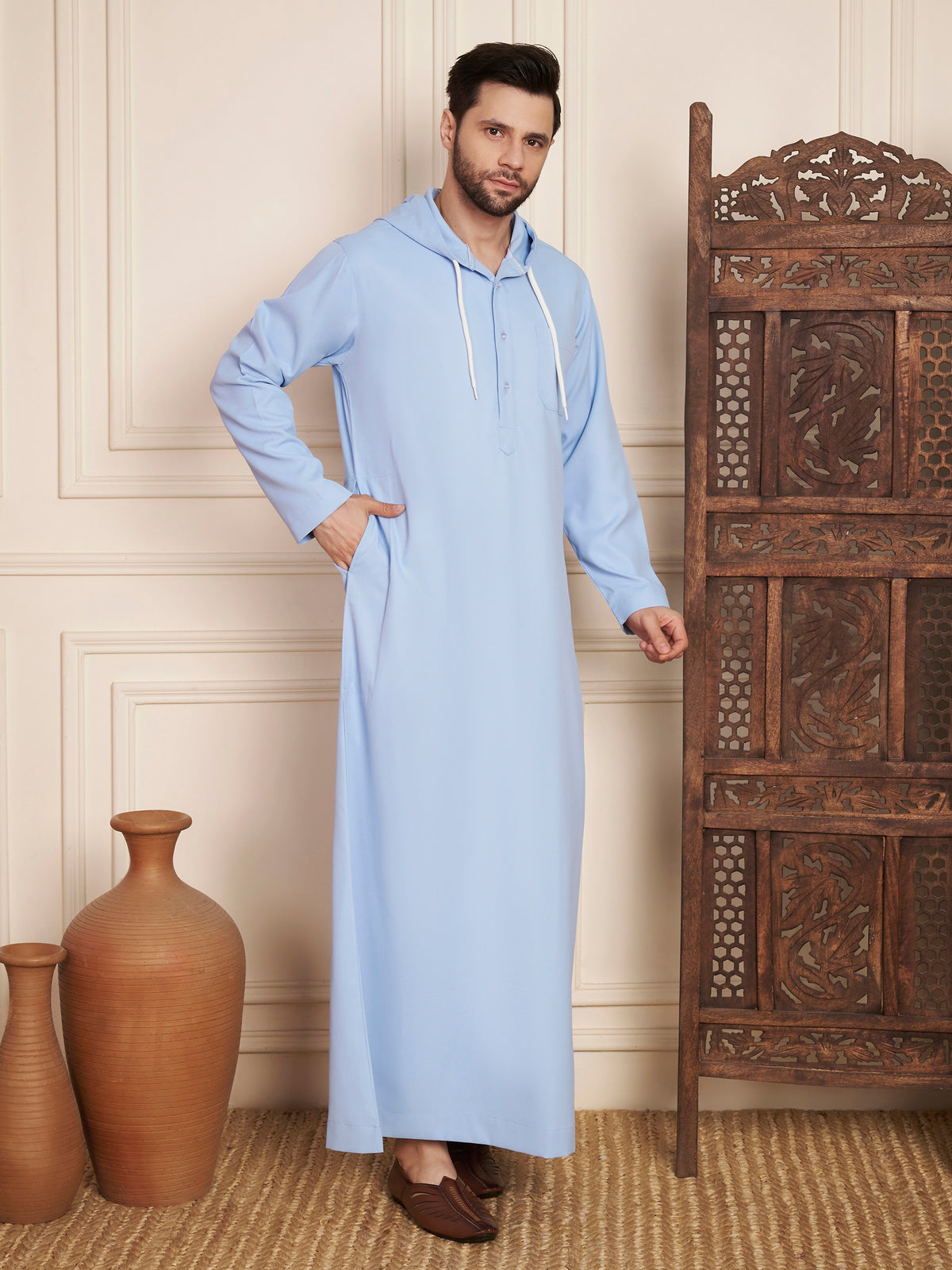Men’s Light Sky Blue Solid Hooded Thobe