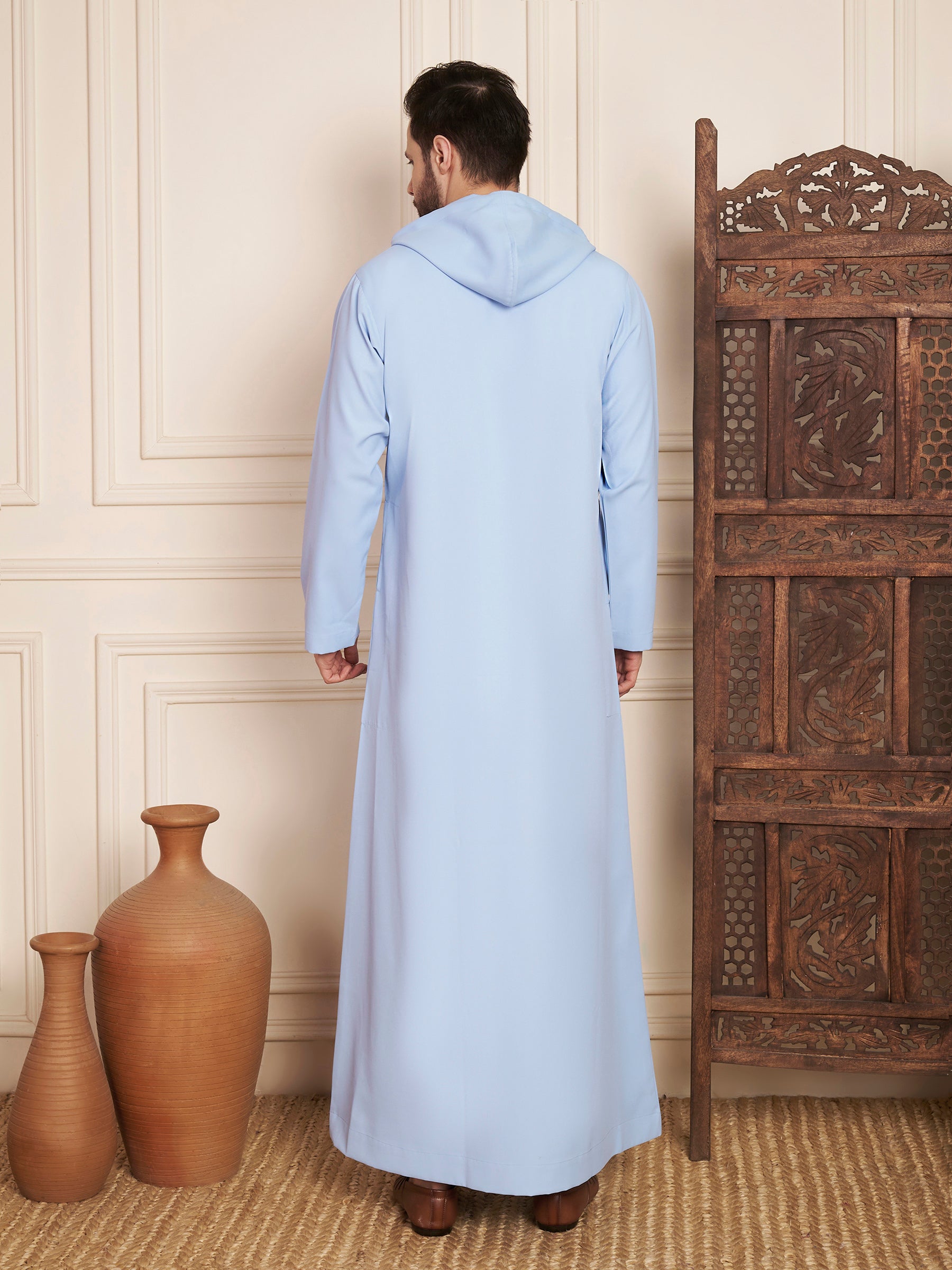 Men’s Light Sky Blue Solid Hooded Thobe