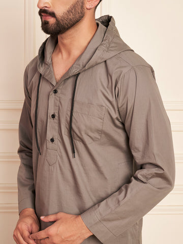 Men's Grey Thobe with Stylish Contrast Hood
