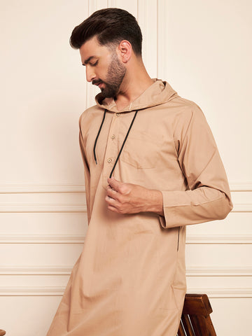 Men's Beige Thobe with Stylish Contrast Hood