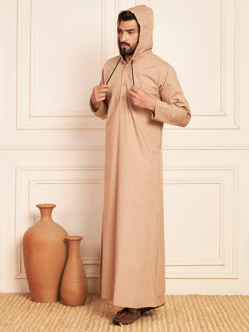 Men's Beige Thobe with Stylish Contrast Hood