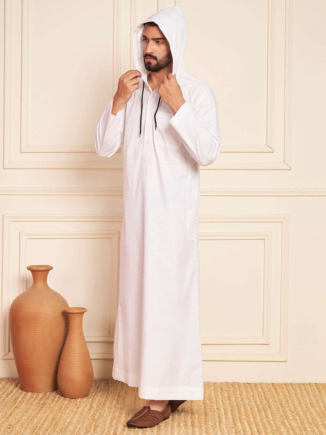 Men's White Thobe with Stylish Contrast Hood