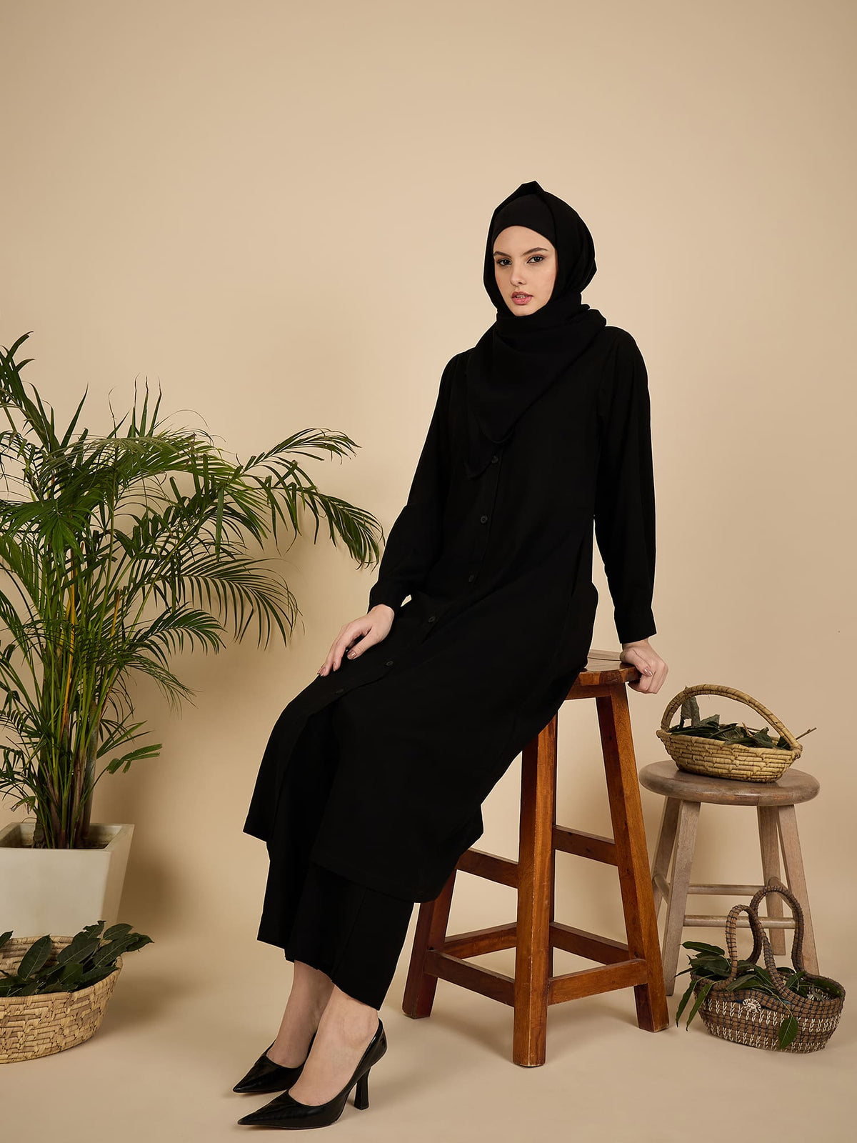 Nabia Black Solid Front Open Co-ord Set for Women