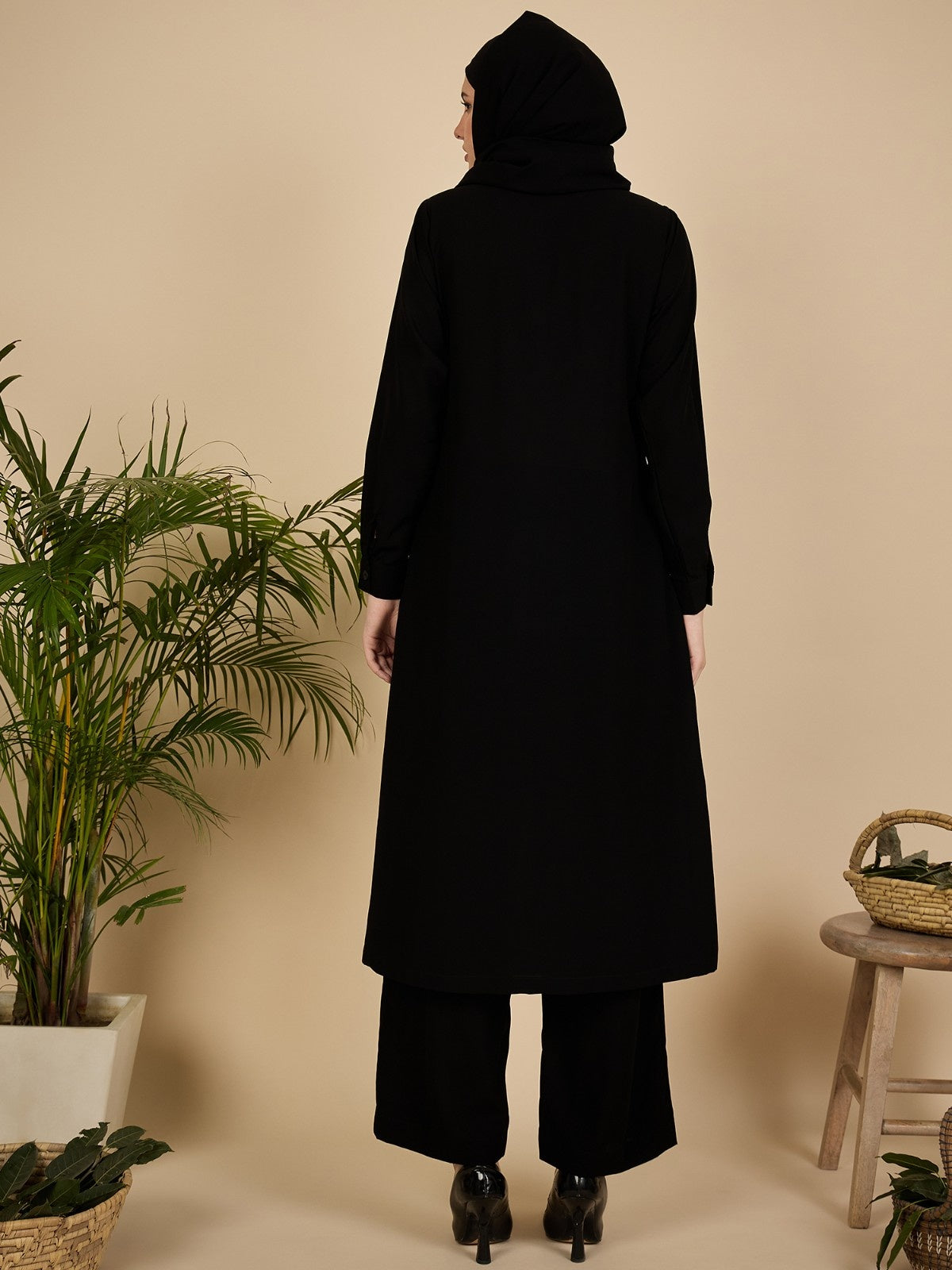 Nabia Black Solid Front Open Co-ord Set for Women