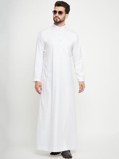 Nabia White Solid Thobe/Jubba  With Plain Design For Men.
