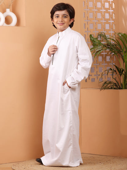 Nabia White Solid Thobe/Jubba for Kids Boys