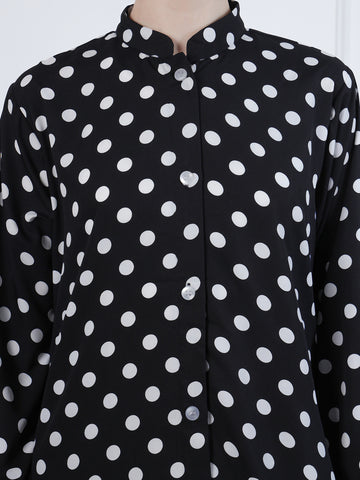 Nabia Women Black Polka Dot Printed Front Open Abaya Burqa With Black Georgette Scarf
