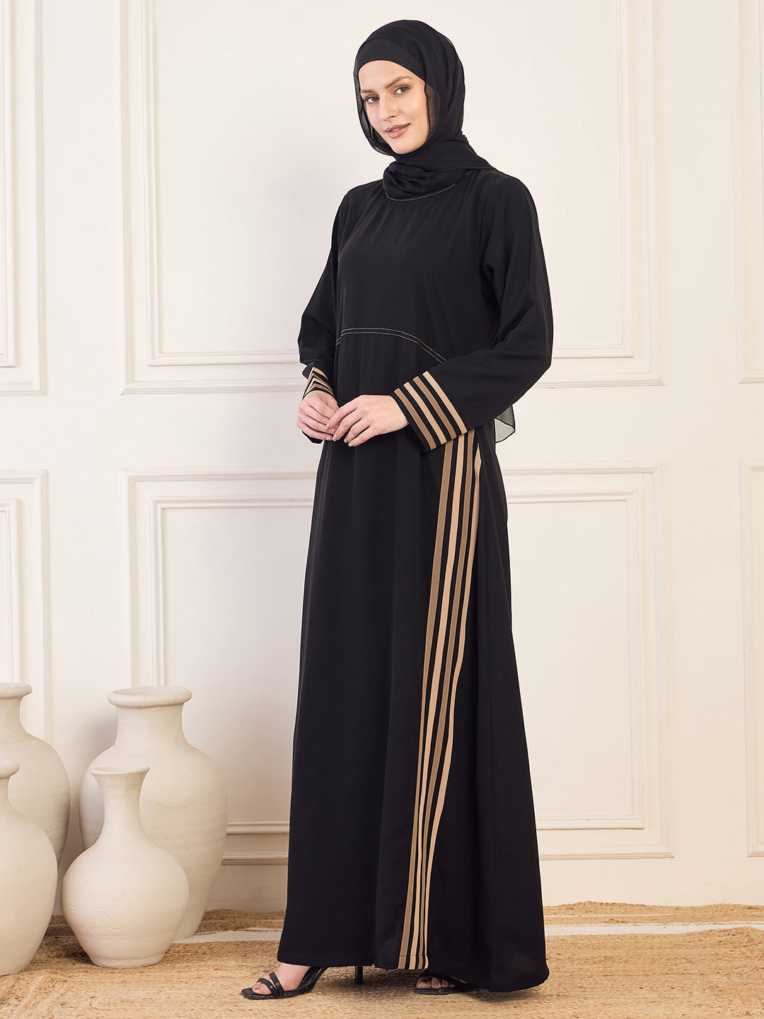Nabia Black Solid Piping Detailing Aline Abaya Burqa For Women With Black Georgette Hijab