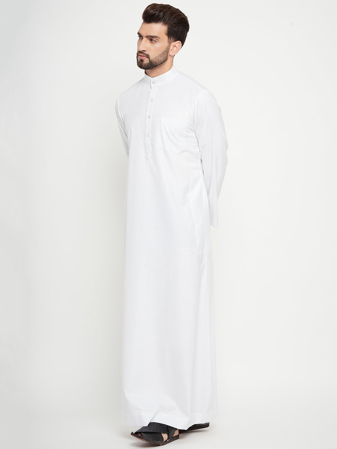 Nabia White Solid Thobe/Jubba  With Plain Design For Men.