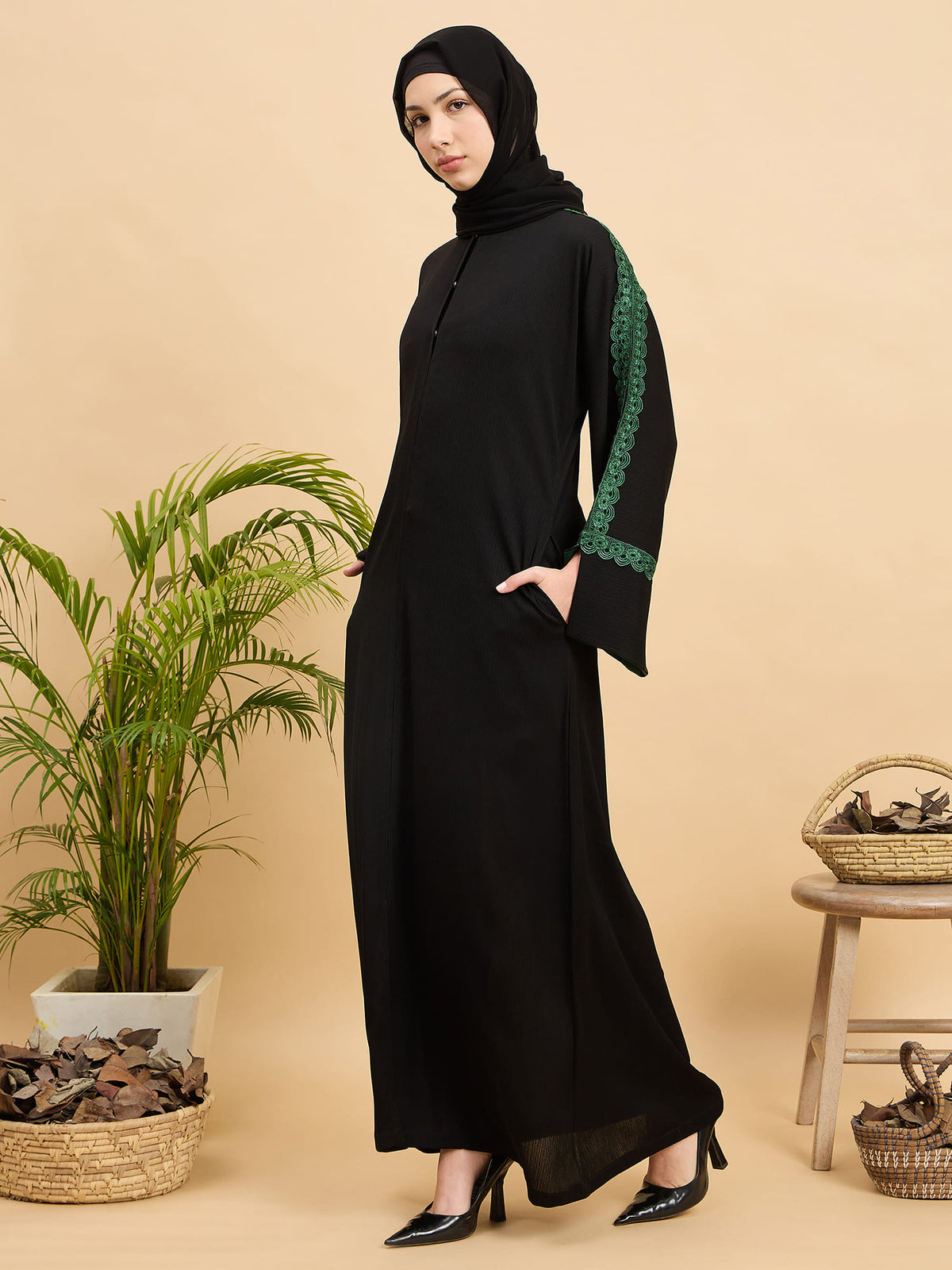 Modest Lace Abaya Burqa with Black Georgette Hijab for Women