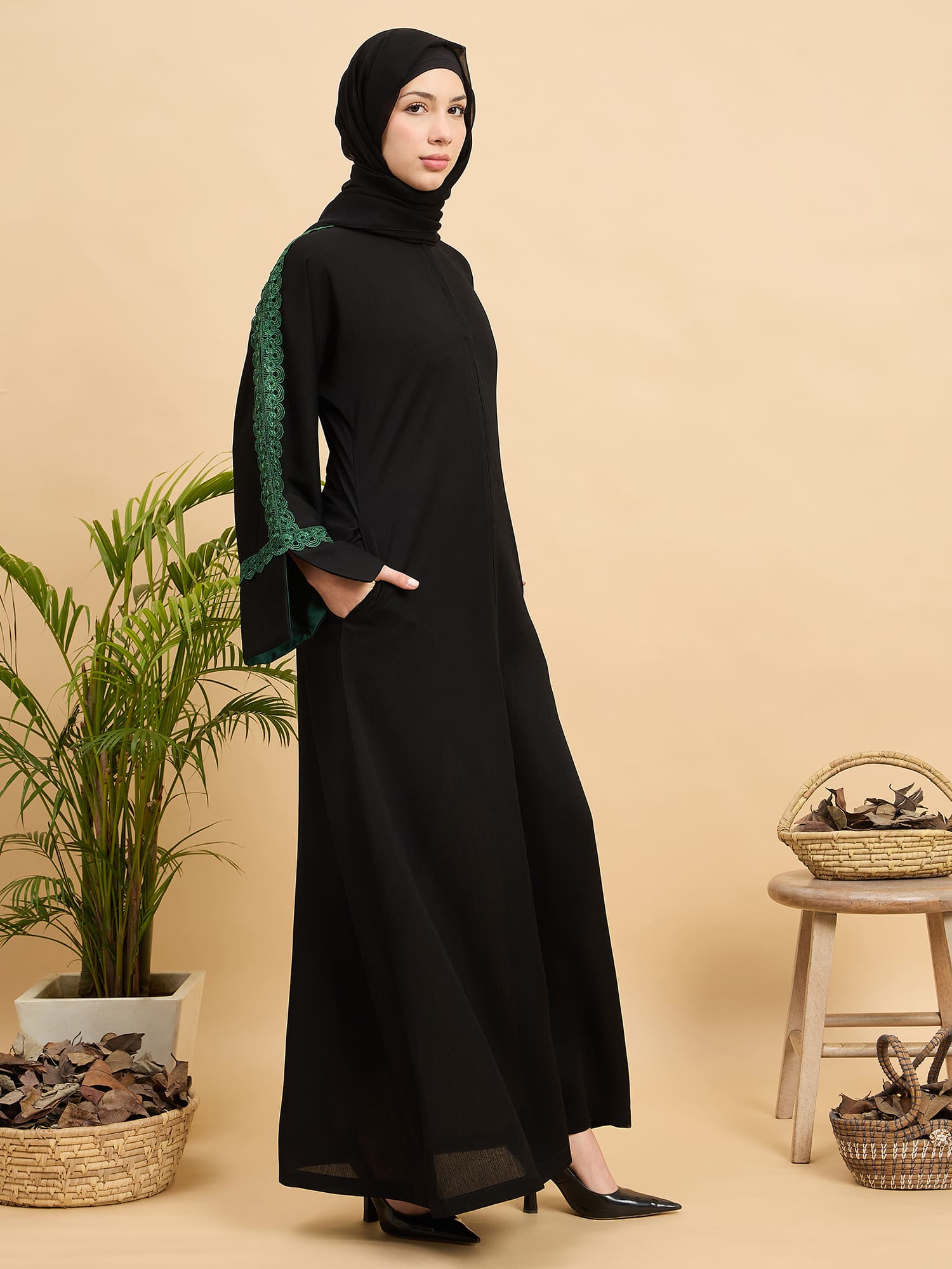 Modest Lace Abaya Burqa with Black Georgette Hijab for Women