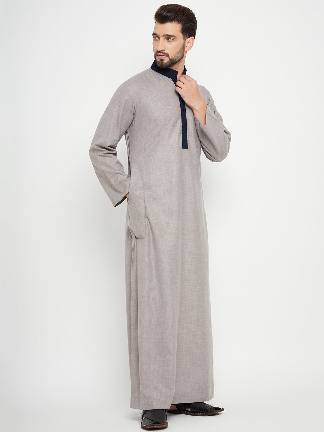 Nabia Grey Solid Band Collar Thobe / Jubba For Men with Blue Piping Design