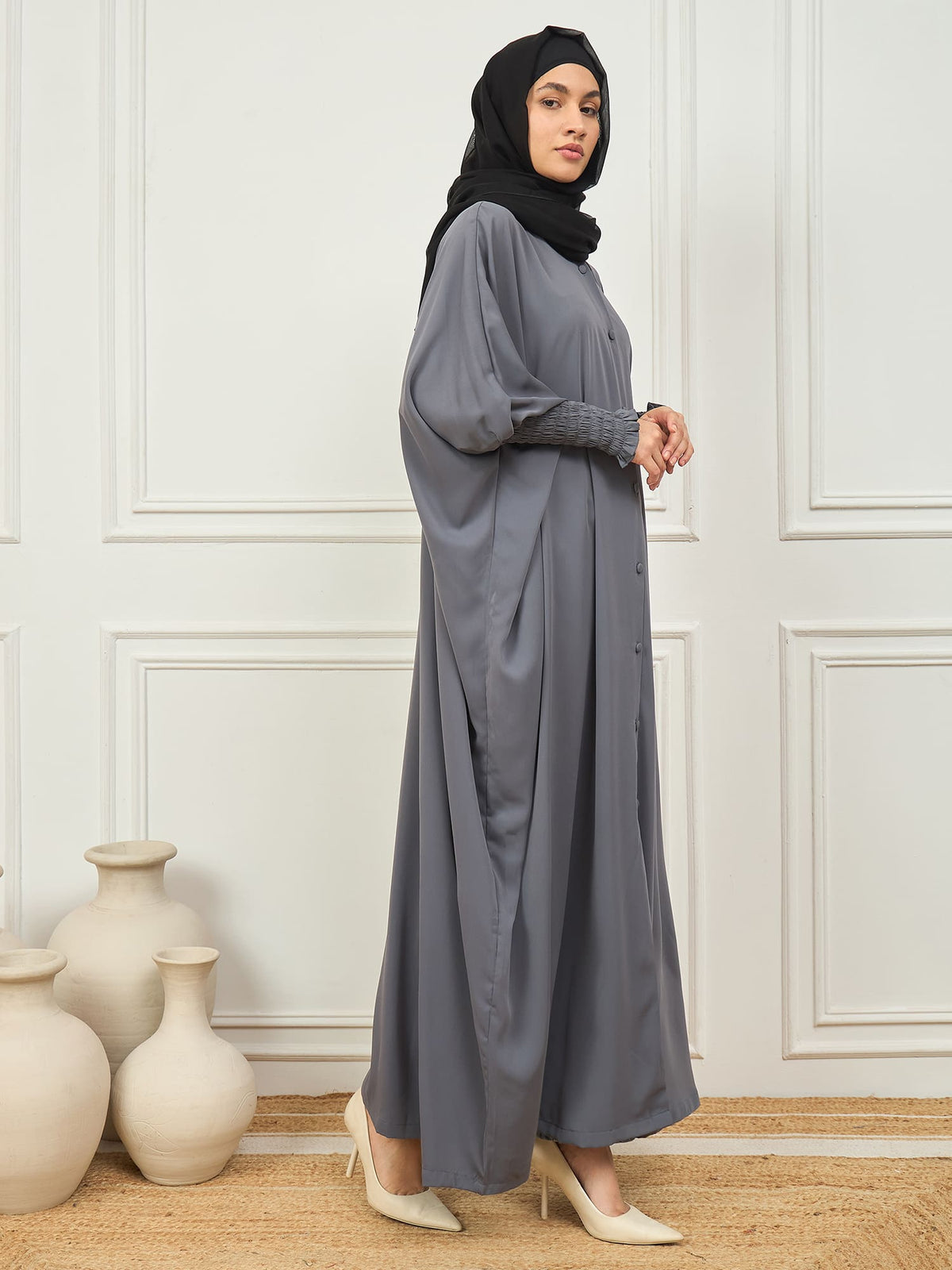 Nabia Grey Free Size Kaftan Abaya With Black Georgette Scarf