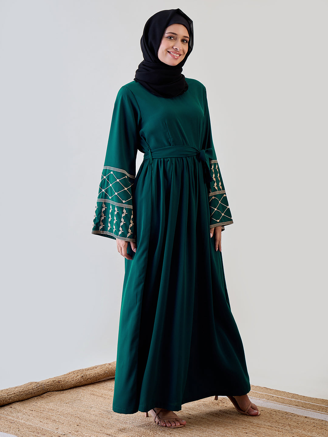 Nabia Kefiyyeh Embroidery Green Abaya with Black Georgette Hijab