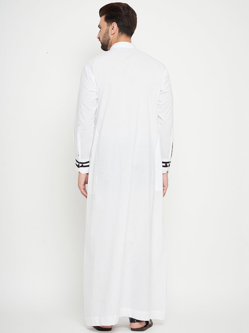 Nabia White Solid Band Collar Thobe / Jubba For Men with Black Piping Design