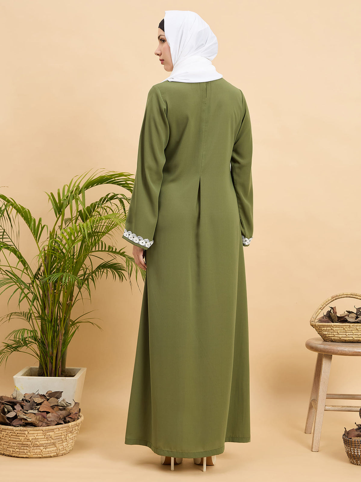 Modest Lace Abaya Burqa with White Georgette Hijab for Women