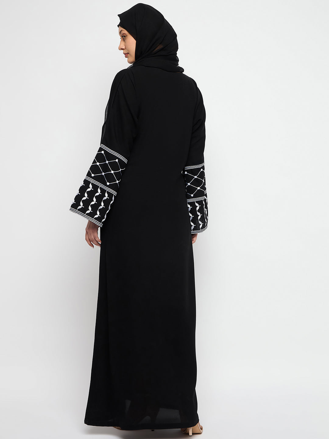 Nabia Kefiyyeh Embroidery Front Zip Closure Black Abaya Burqa With Black Scarf