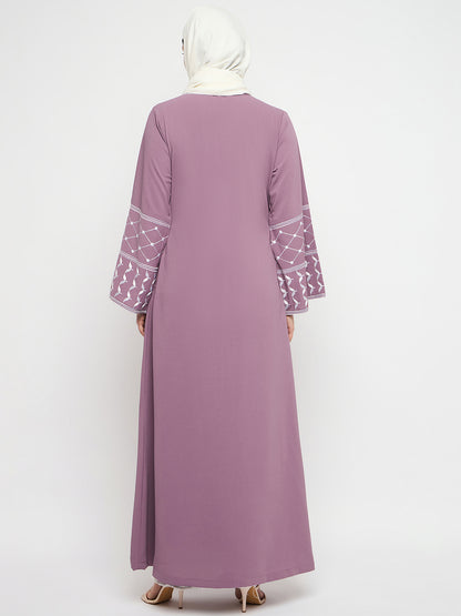 Nabia Front Open Kefiyyeh Embroidery Abaya with Black Scarf