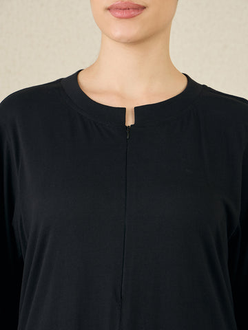 Nabia Black Zip Abaya for women with black scarf
