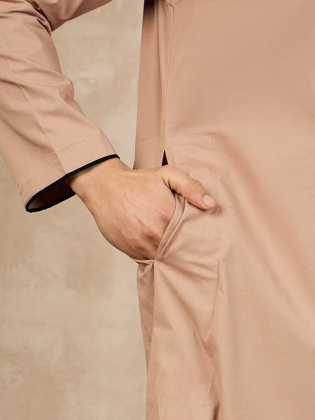 Nabia Beige Solid Piping Detailing Cotton Jubba / Thobe For Men
