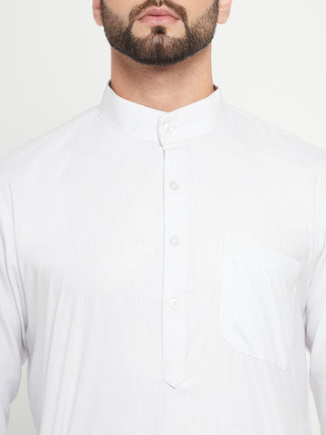Nabia White Solid Mandarin Collar Thobe / Jubba  With Plain Design For Men.