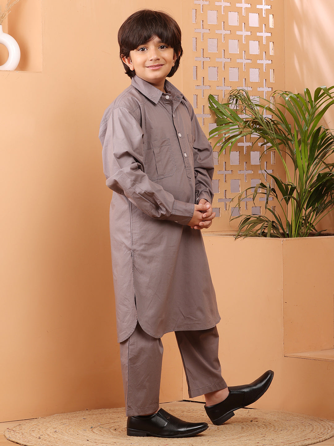 Nabia Grey solid Kids Boys Pathani Kurta Pajama Set