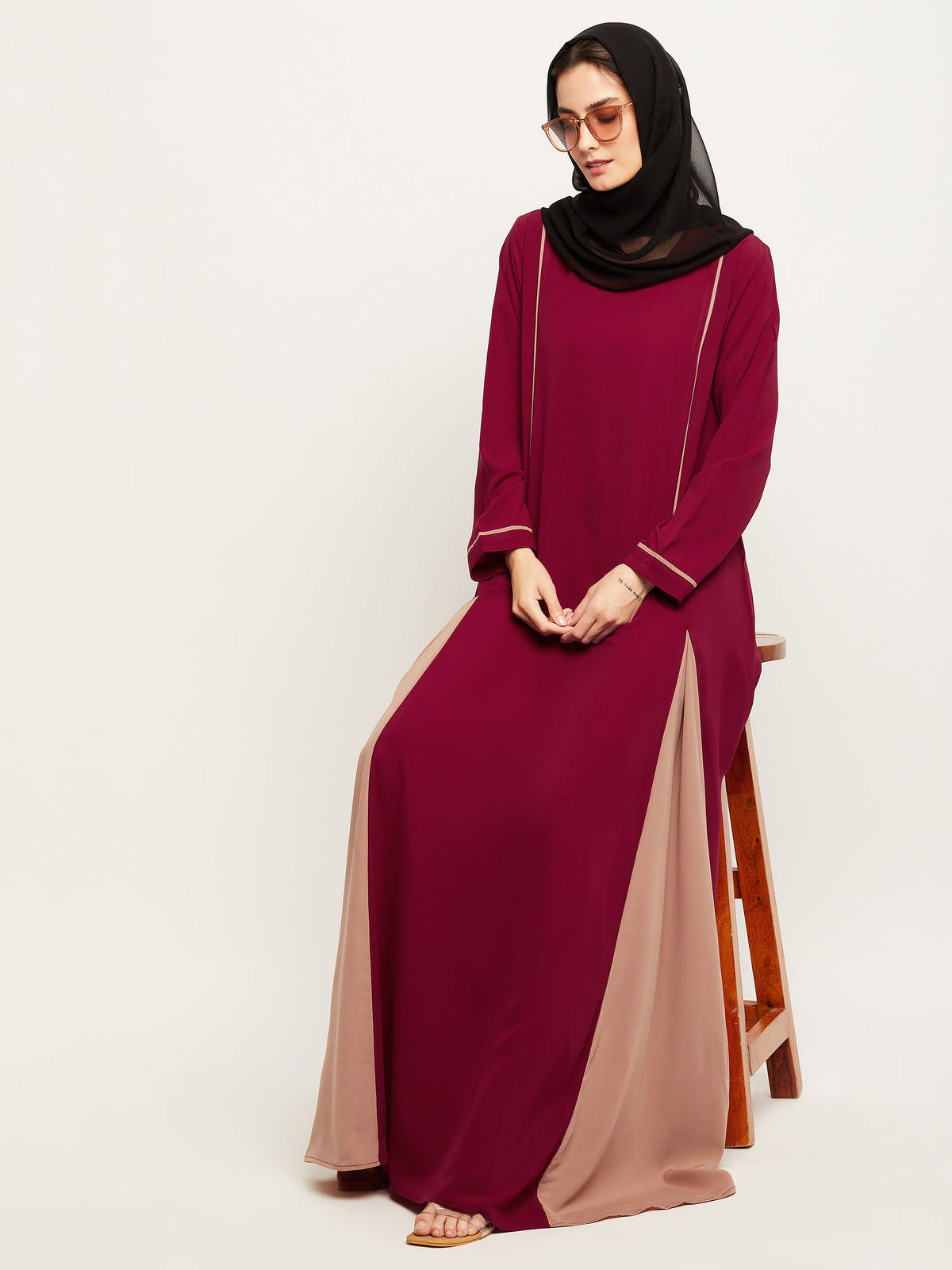 Nabia Women Solid Maroon and Beige Abaya Burqa with Georgette Scarf