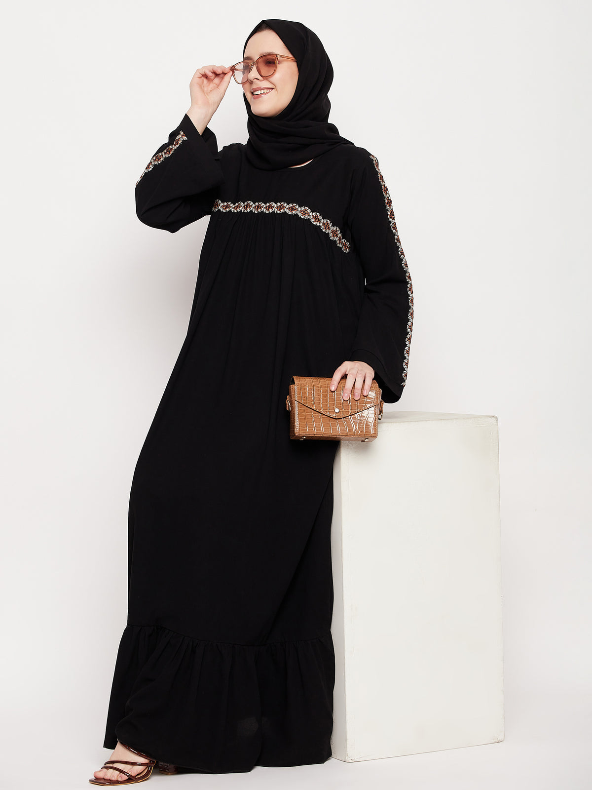 Nabia Women Black Solid Abaya Burqa With Black Georgette Scarf
