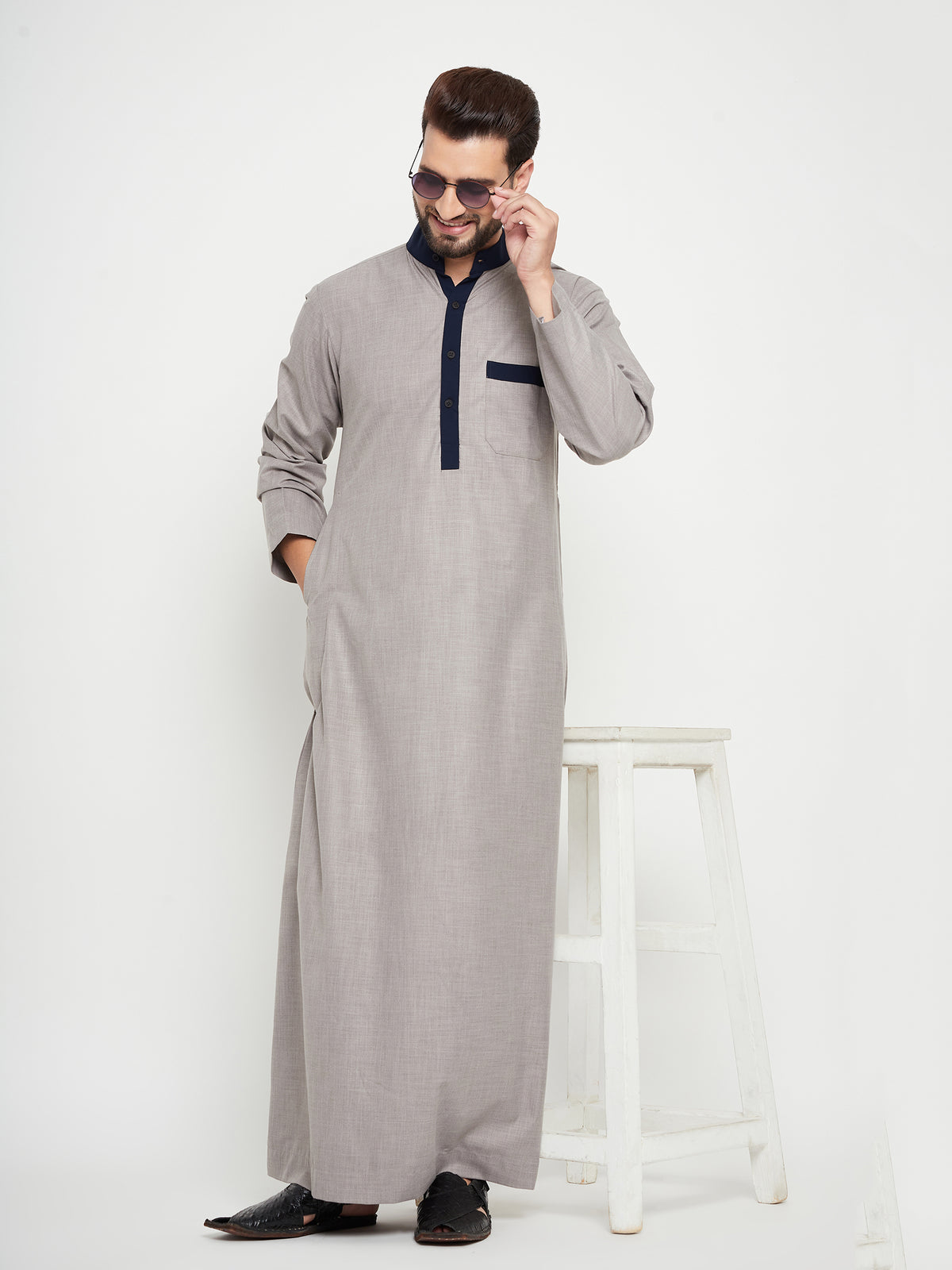 Nabia Grey Solid Band Collar Thobe / Jubba For Men with Blue Piping Design