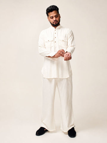 Nabia Men’s Off White Solid Farsi Kurta Pants Set