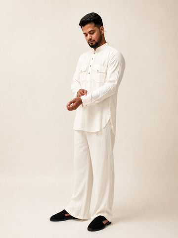 Nabia Men’s Off White Solid Farsi Kurta Pants Set