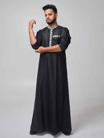 Men’s Black Embroidered Arabic Thobe