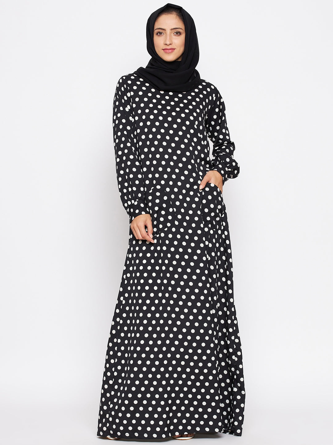 Nabia Women Black Polka Crepe Abaya Dress With Georgette Scarf