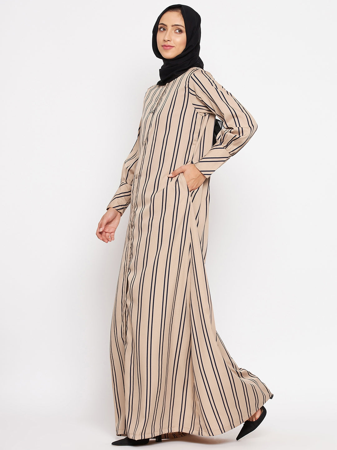 Nabia Women Beige Front Open Striped Abaya With Georgette Scarf