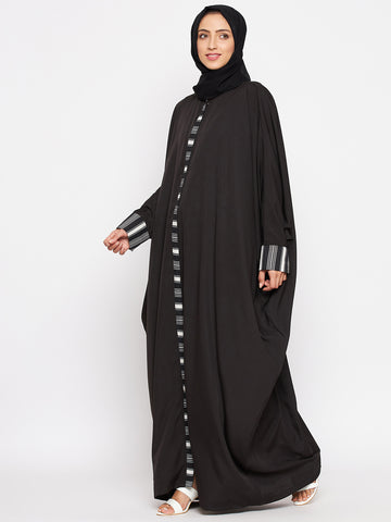 Nabia  Women Black Solid Crepe Design Kaftan Abaya With Georgette Scarf