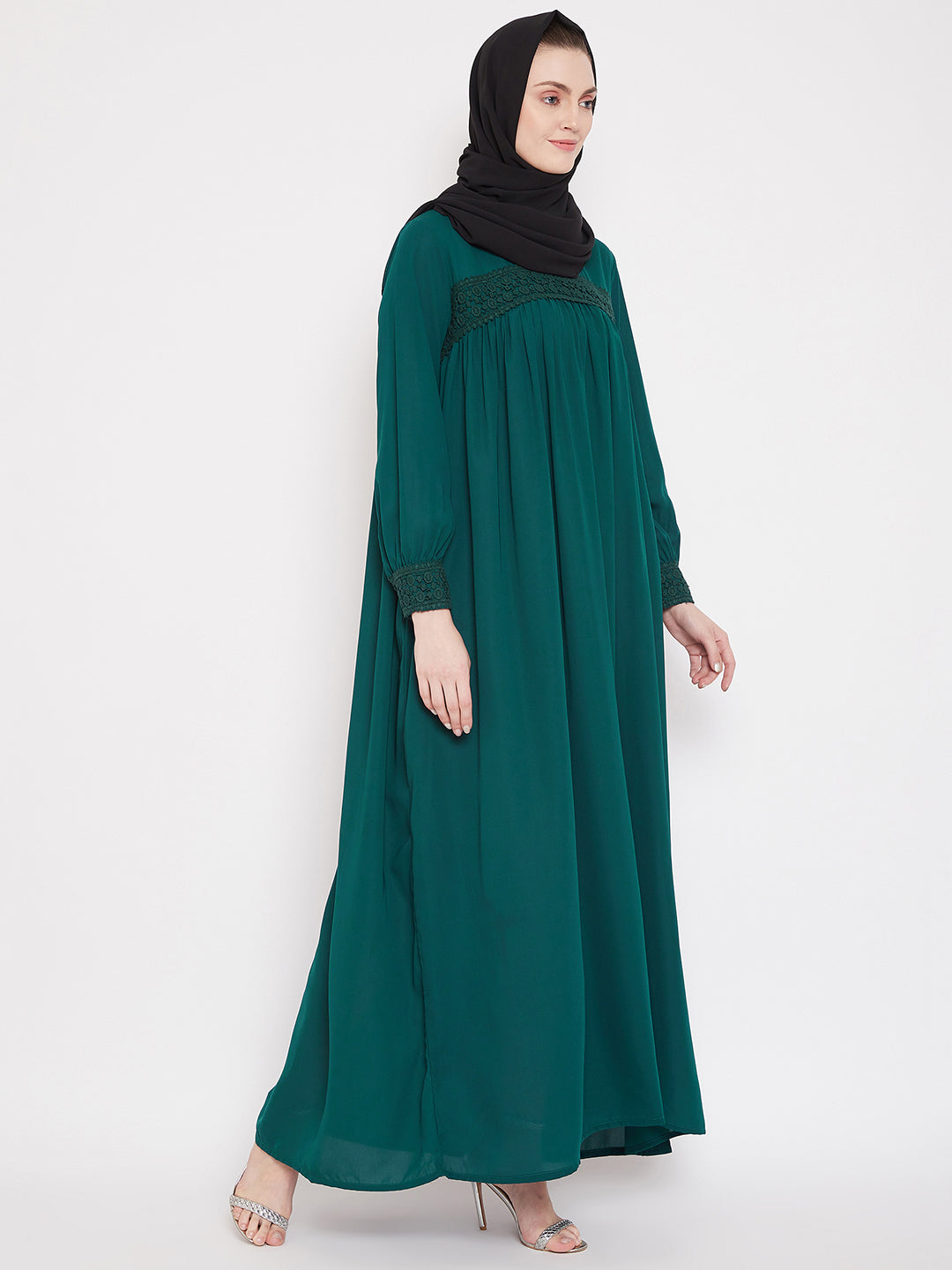 Nabia  Women Green Solid Lace Maxi Abaya Dress Abaya With Georgette Scarf