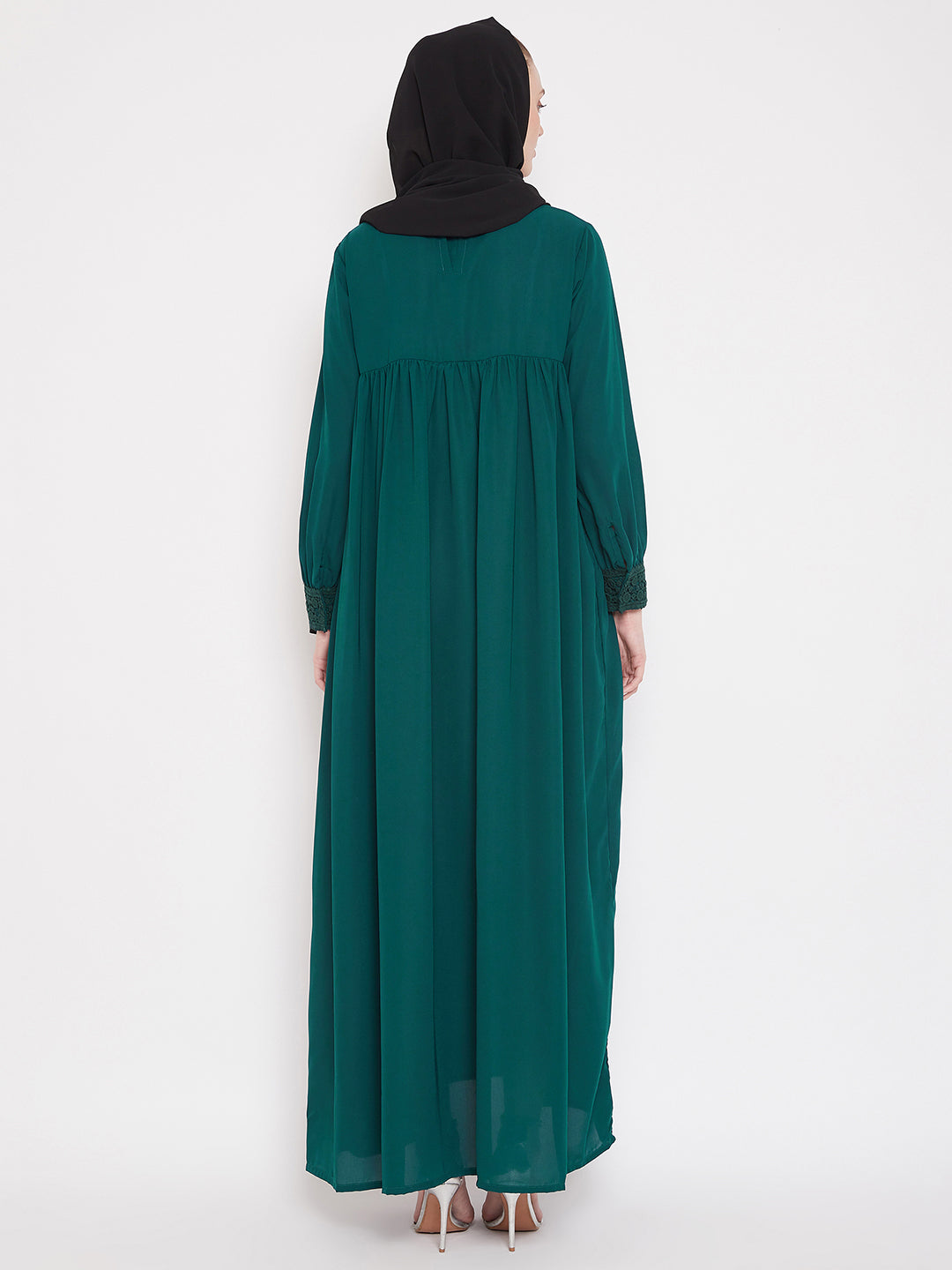 Nabia  Women Green Solid Lace Maxi Abaya Dress Abaya With Georgette Scarf