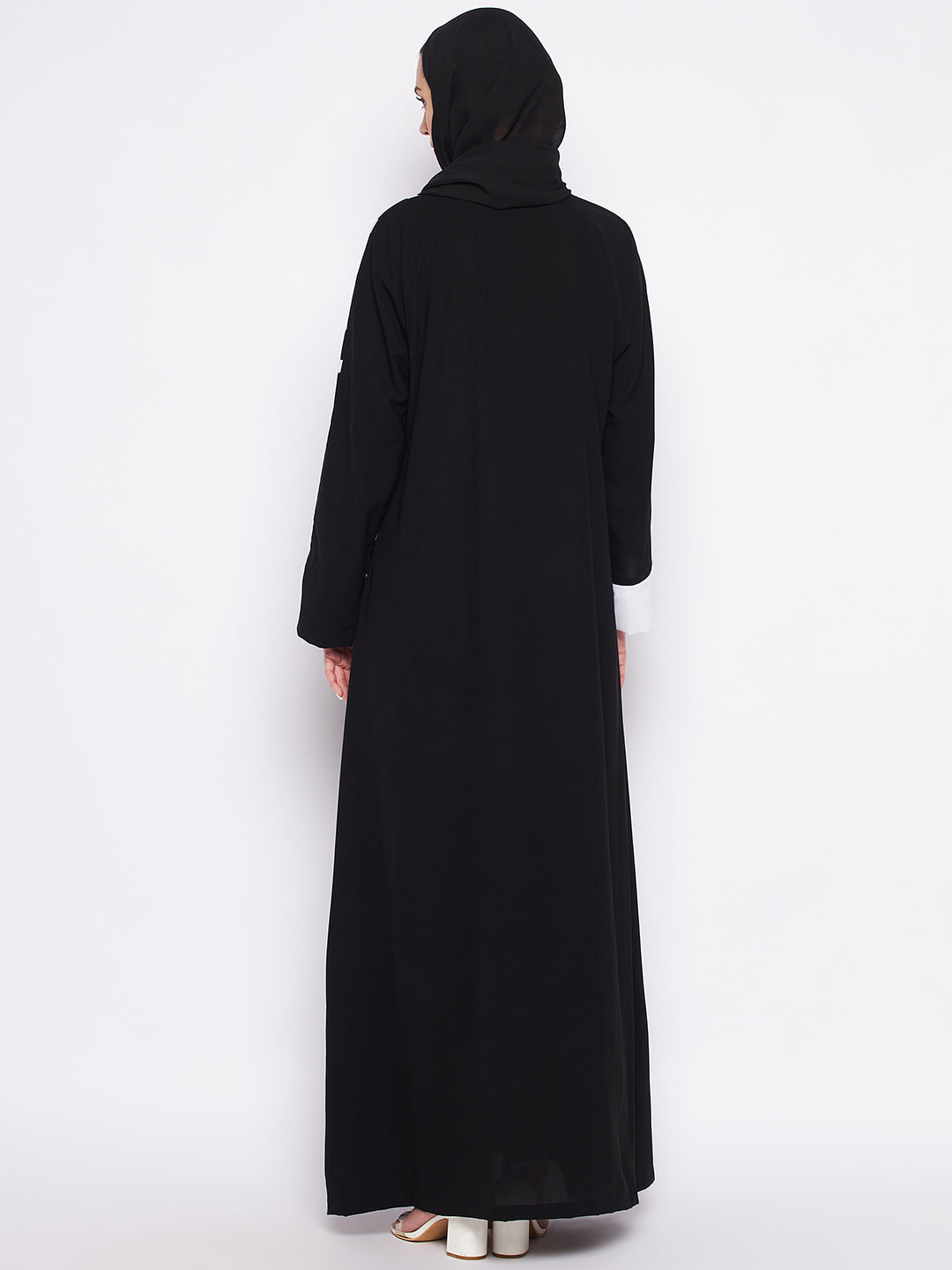 Nabia Black & White A-line Nida Matte Fabric Abaya For Women With Georgette Scarf