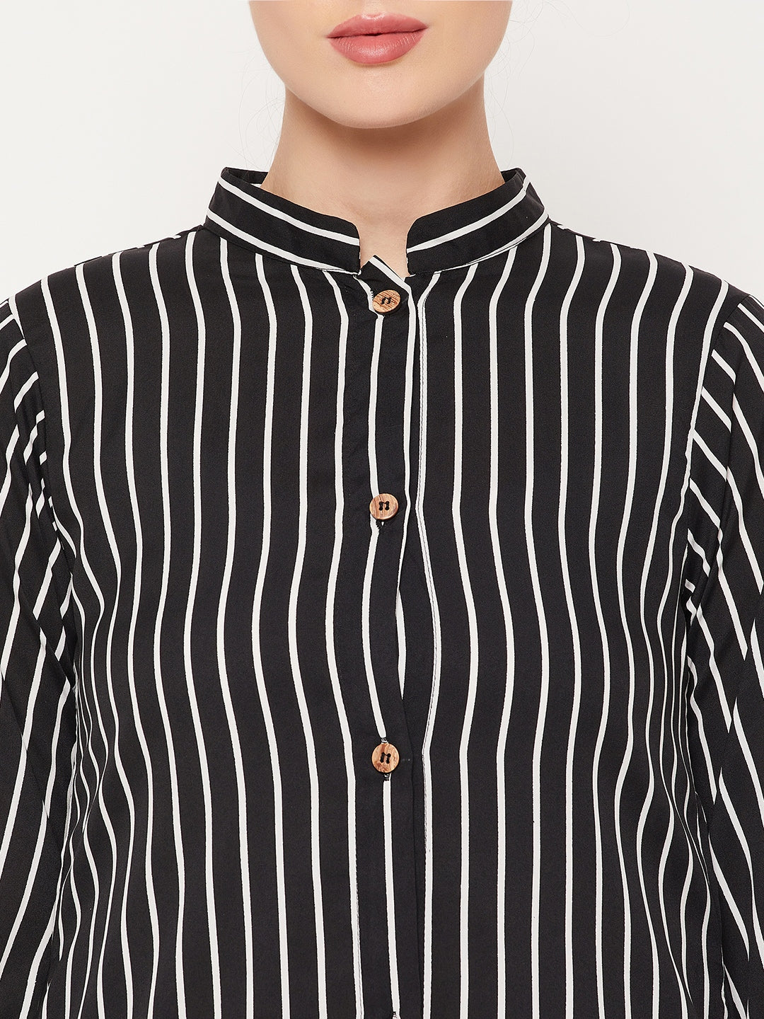 Nabia Black Striped Front Open Women Abaya with Georgette Scarf