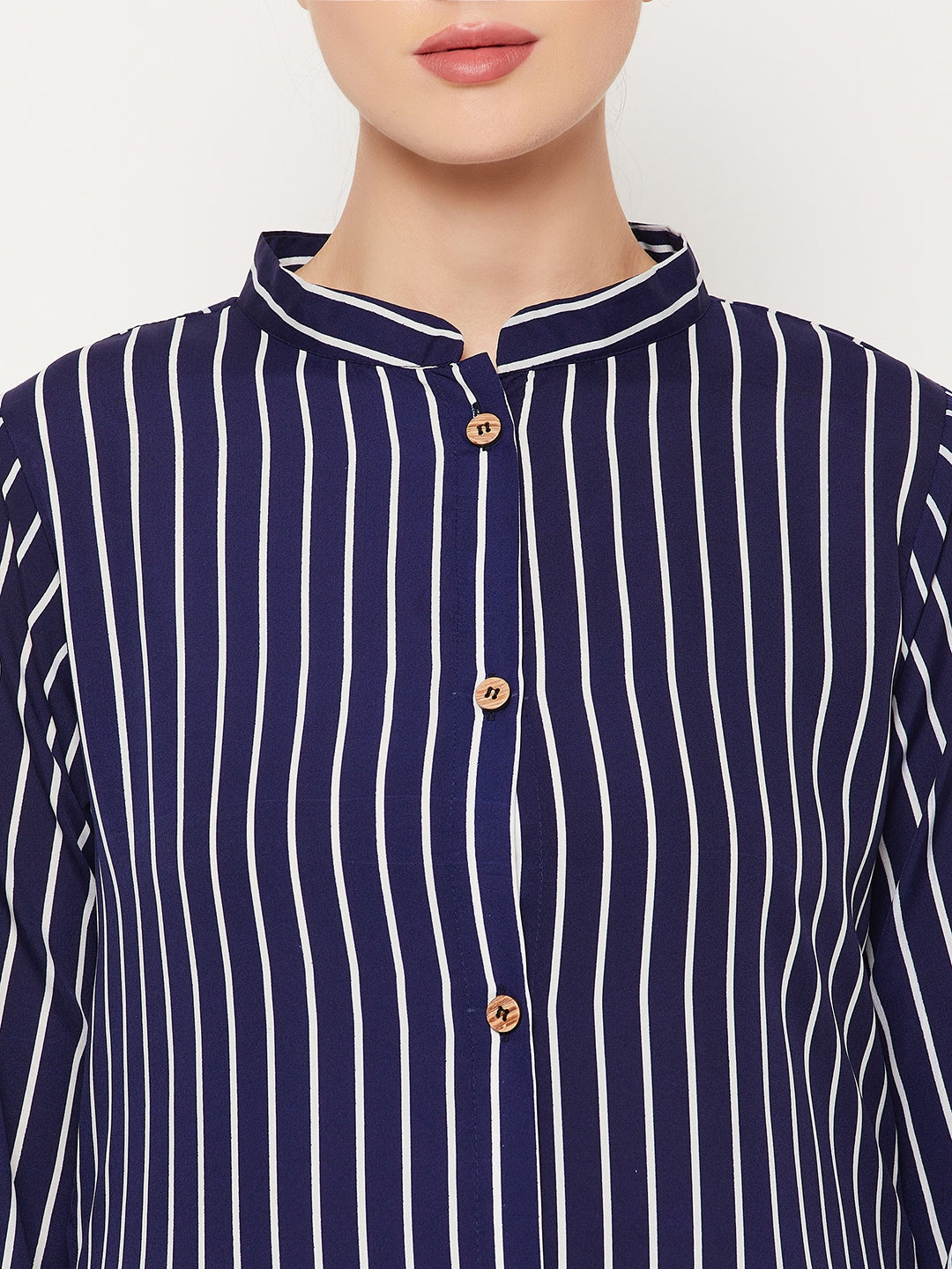 Nabia Blue Striped Front Open Women Abaya with Georgette Scarf